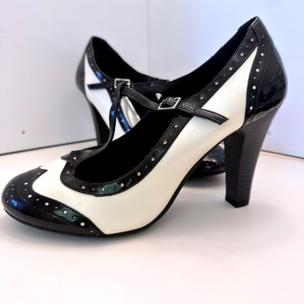 Dexflex Comfort Womens Black White Spectator T-Strap Wingtip Pumps Heels Size 12